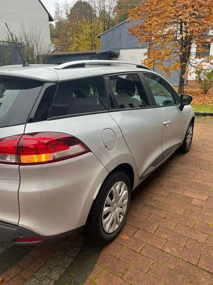 Gebraucht Renault Clio GrandTour LIMITED 90 PS (66 kW) 2020 Kombi