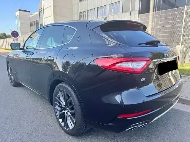Gebraucht Maserati Levante GranLusso 275 PS (202 kW) 2020 Schwarz SUV