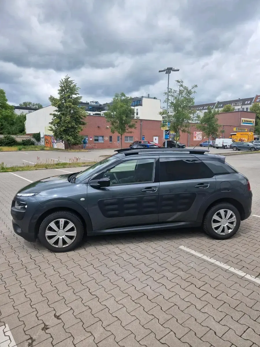 Gebraucht Citroën C4 Cactus 82 PS (60 kW) 2015 Grau Kleinwagen