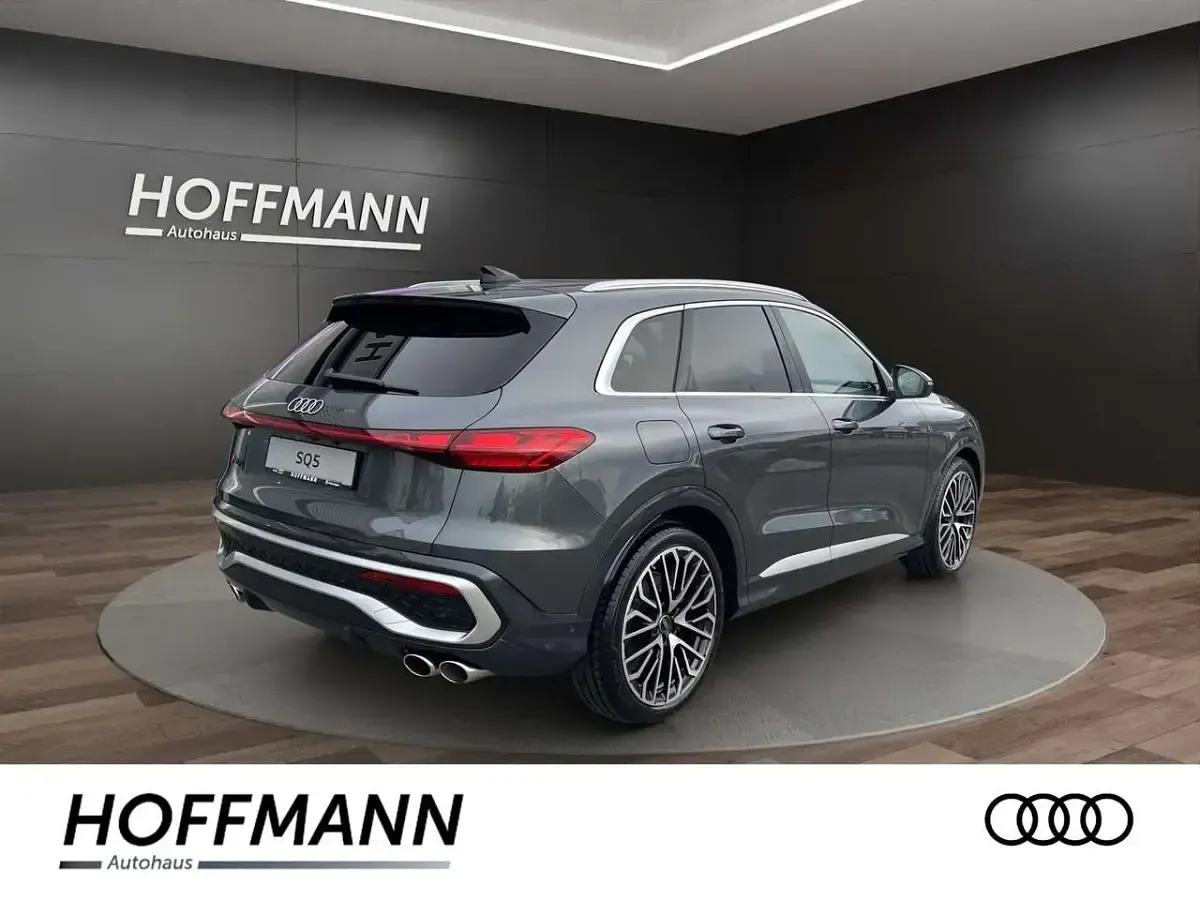 Gebraucht Audi SQ5 367 PS (269 kW) 2026 Daytonagrau perleffekt SUV