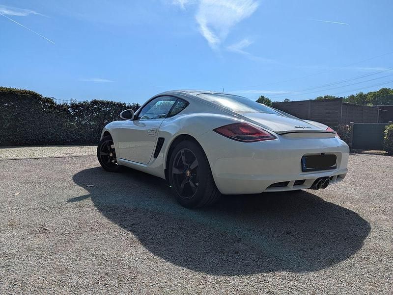 Gebraucht Porsche Cayman 265 PS (194 kW) 2012 Weiß Coupé