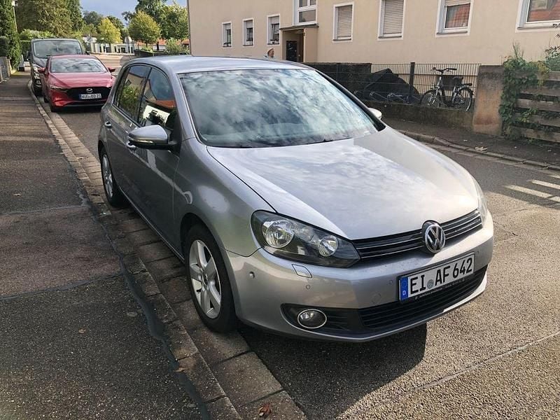 Gebraucht VW Golf VI Comfortline 86 PS (63 kW) 2011 Silber Kleinwagen