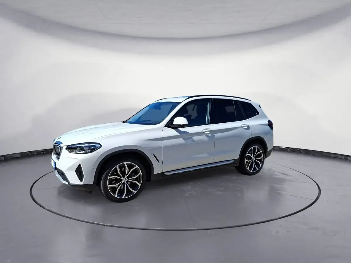 Gebraucht BMW X3 Performance 190 PS (139 kW) 2023 Weiß SUV