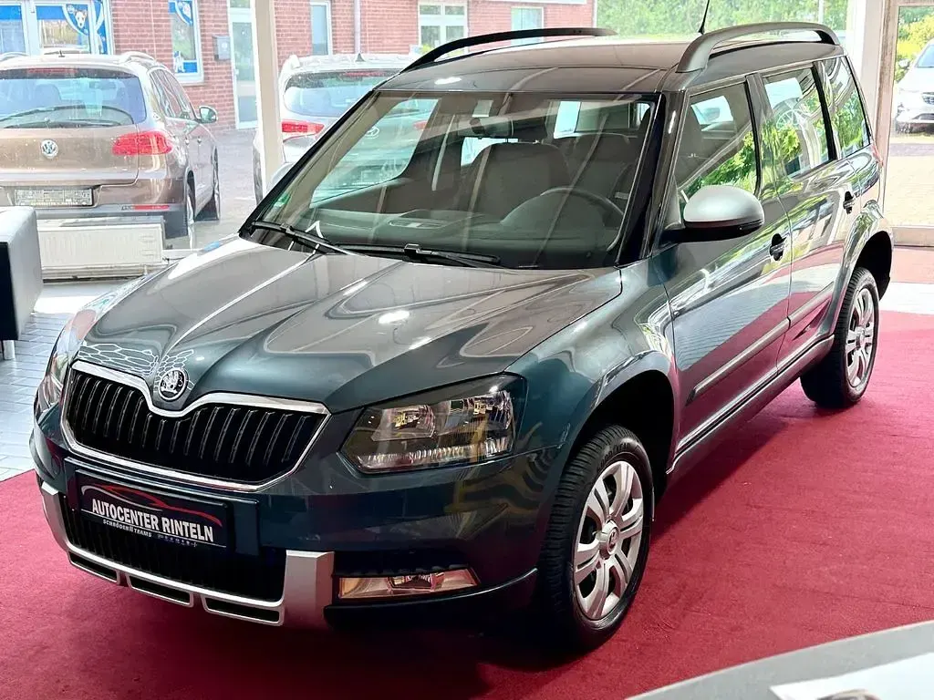 Gebraucht Skoda Yeti Active 105 PS (77 kW) 2015 Grau SUV
