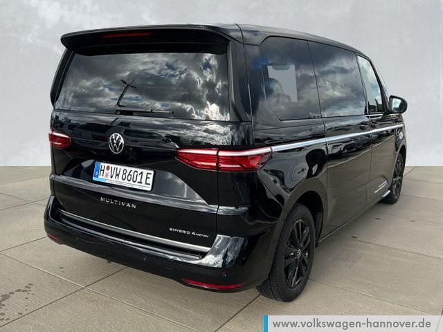 Gebraucht VW Multivan Style 177 PS (130 kW) 2025 Schwarz Van