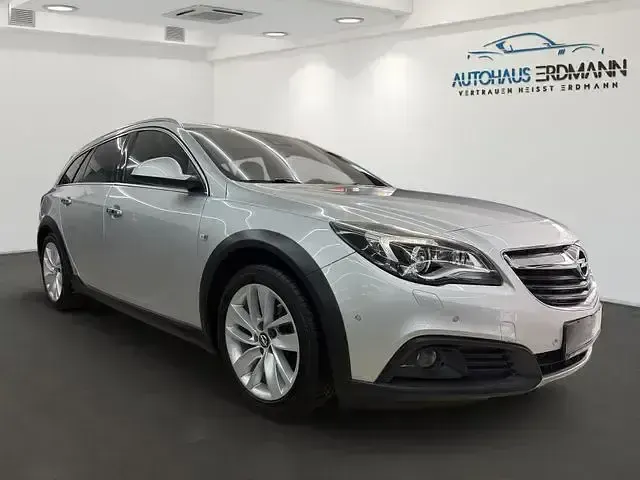 Gebraucht Opel Insignia Country Tourer 170 PS (125 kW) 2016 Silber Kombi