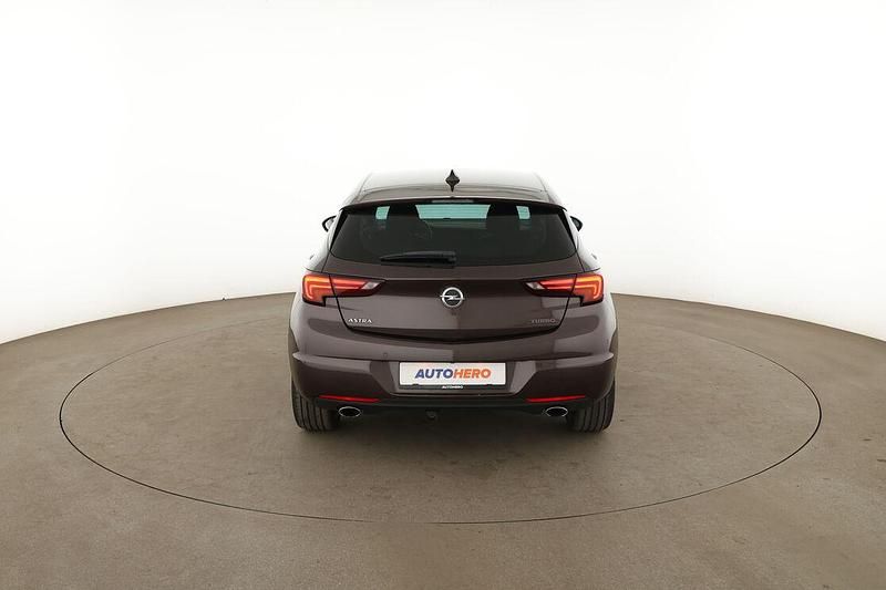 Usata Opel Astra Dynamic 200 CV (147 kW) 2016 Marrone Berlina