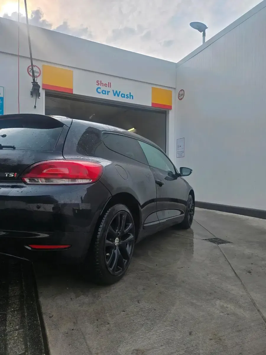 Gebraucht VW Scirocco 130 PS (95 kW) 2010 Schwarz Coupé