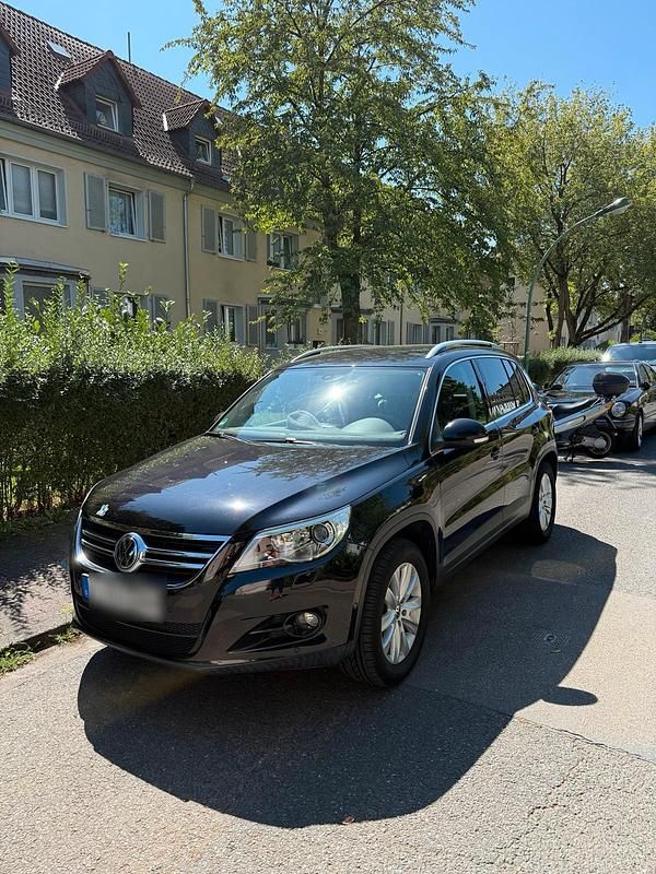 Schwarz Gebraucht 2008 VW Tiguan Sportline SUV | 10.000 € (Etwas zu teuer) - Bild 1/4