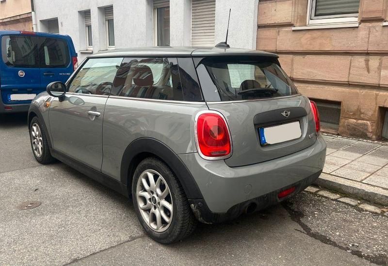 Gebraucht Mini ONE 102 PS (75 kW) 2017 Grau Kleinwagen