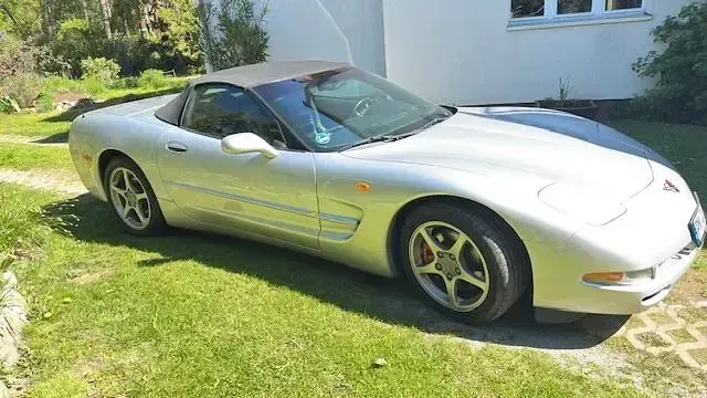 Używany Corvette C5 344 KM (253 kW) 2002 Srebrny Kabriolet