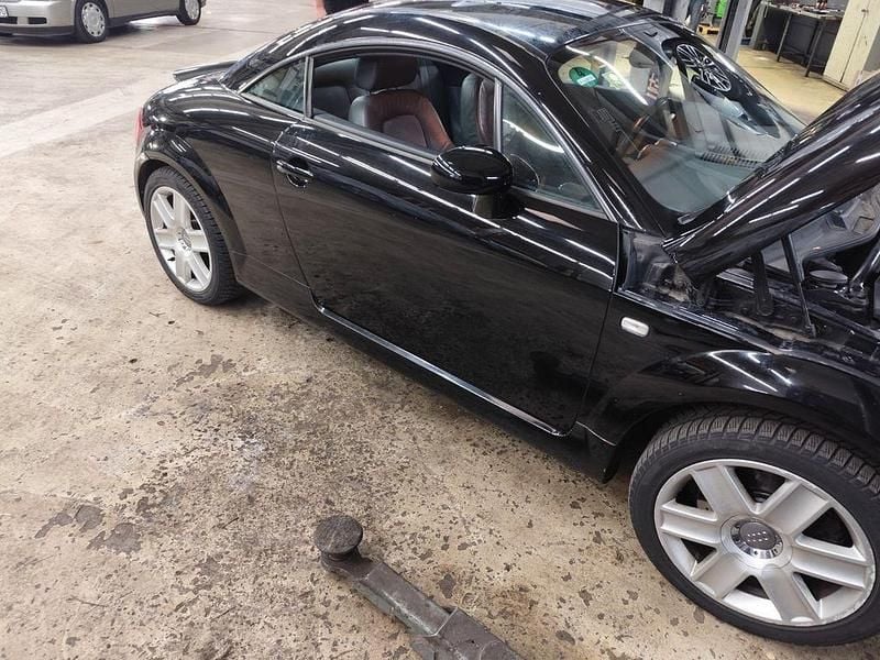 Gebraucht Audi TT Sport 150 PS (110 kW) 2004 Grau Coupé