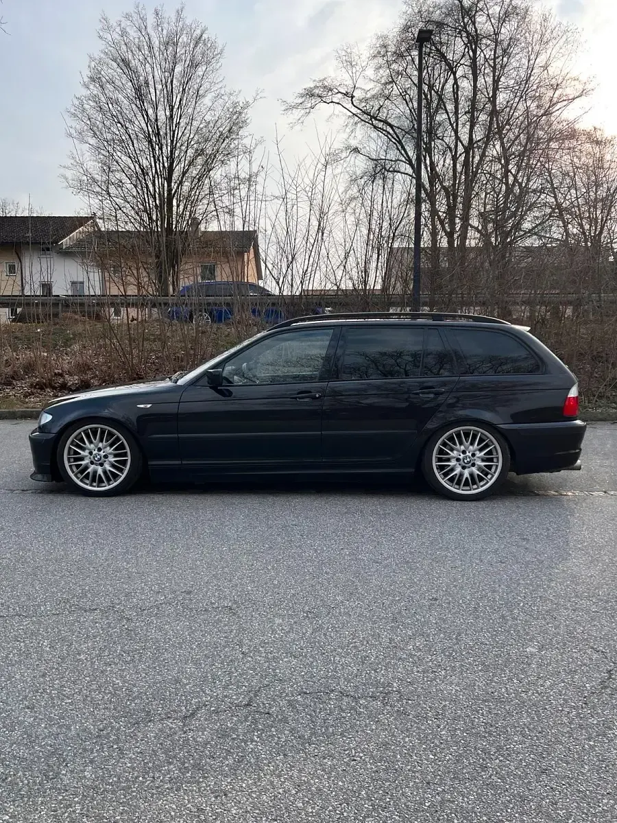 Gebraucht BMW 330 231 PS (169 kW) 2002 Schwarz Kombi