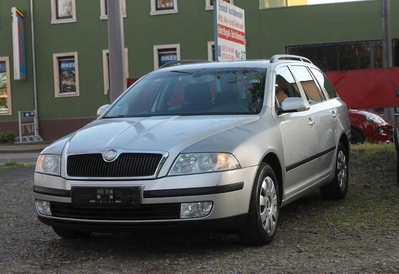 Silber Gebraucht 2006 Skoda Octavia Ambiente Kombi | 1.999 € (Teuer) - Bild 1/4