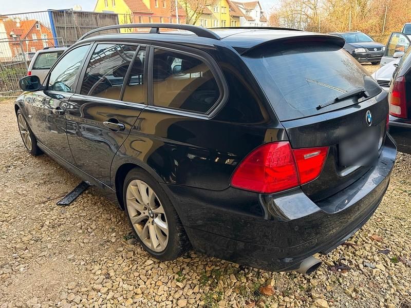 Gebraucht BMW 318 143 PS (105 kW) 2008 Kombi