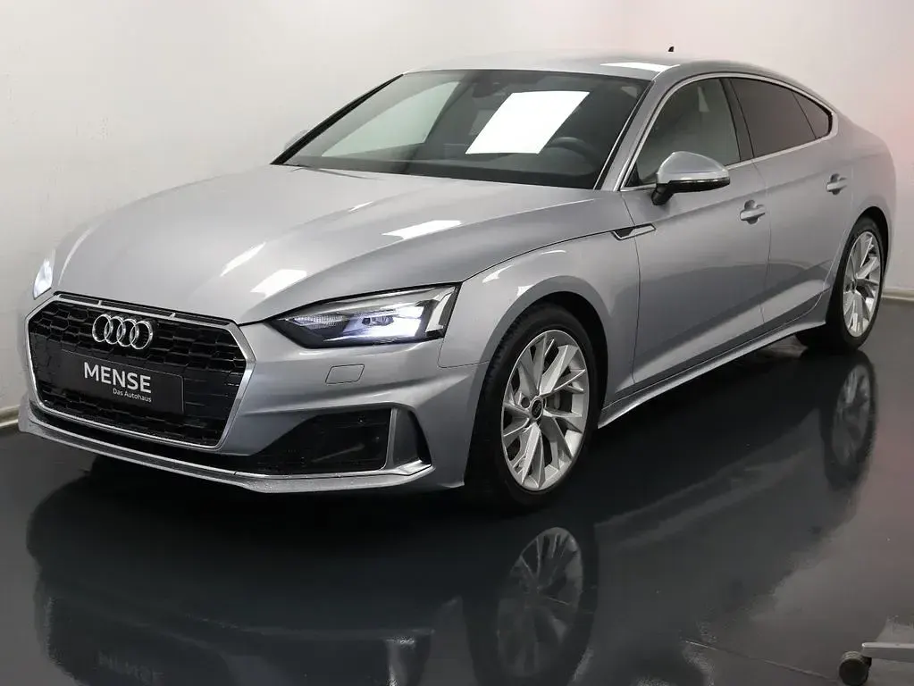 Gebraucht Audi A5 Sportback Advanced 204 PS (150 kW) 2023 Florettsilber Kleinwagen