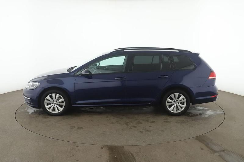 Gebraucht VW Golf VII Comfortline 2019 Blau Kombi