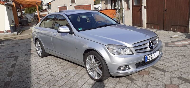 Gebraucht Mercedes C220 Elegance 170 PS (125 kW) 2007 Silber Limousine