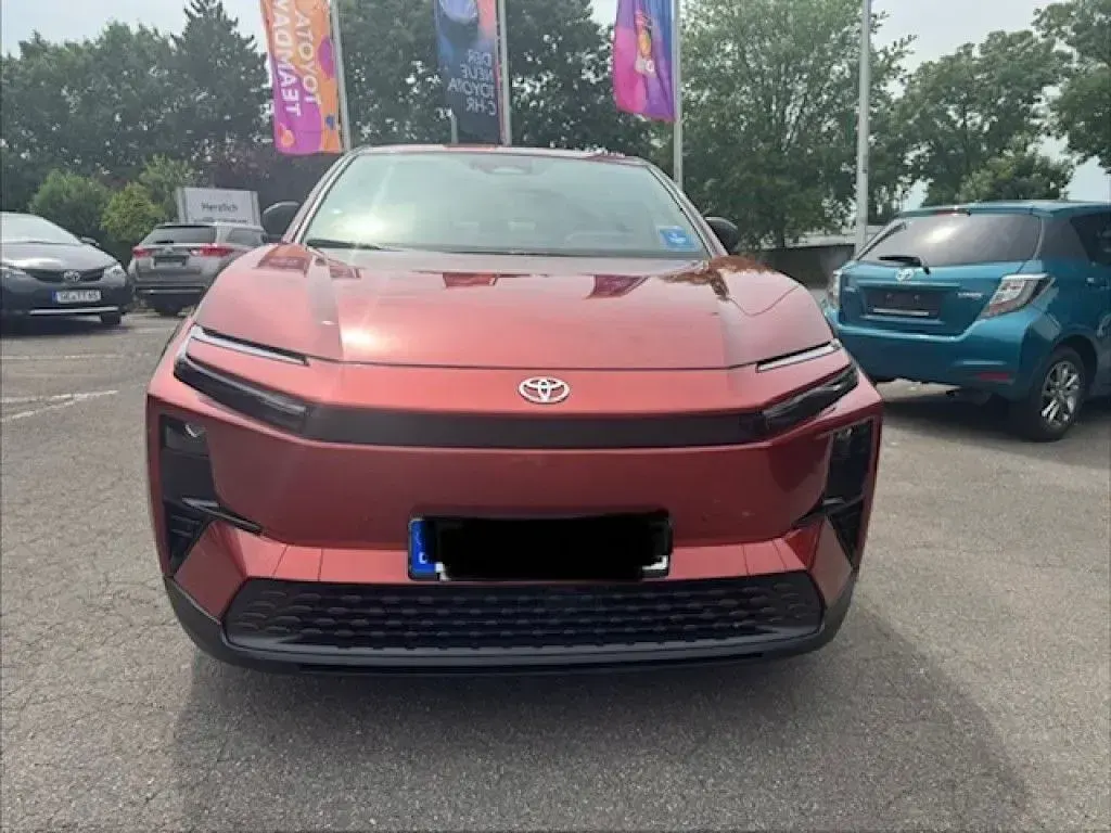 Gebraucht Toyota C-HR+ 164 kW (224 PS) 2026 Metal oxide metallic SUV