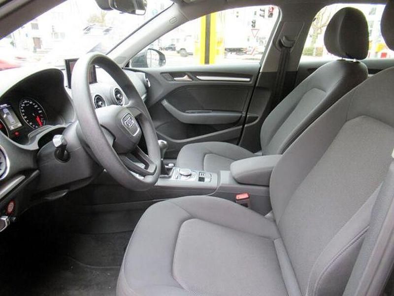 Gebraucht Audi A3 116 PS (85 kW) 2020 Andere Limousine
