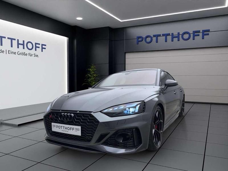 Daytonagrau perleffekt Gebraucht 2025 Audi RS5 Sportback Comfort Limousine | 106.750 € - Bild 1/4