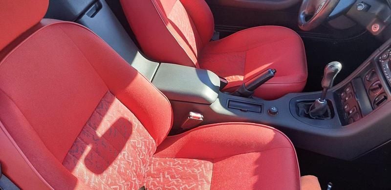 Gebraucht MG F 120 PS (88 kW) 1999 Rot Cabrio