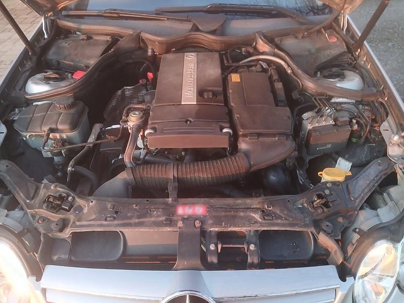 Gebraucht Mercedes CLK200 163 PS (119 kW) 2004 Silber Coupé