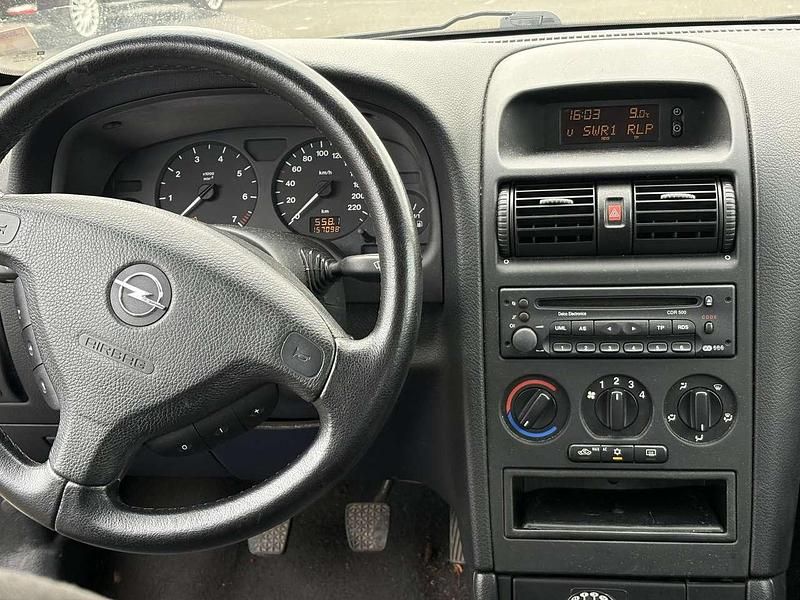 Gebraucht Opel Astra Elegance 101 PS (74 kW) 2001 Limousine