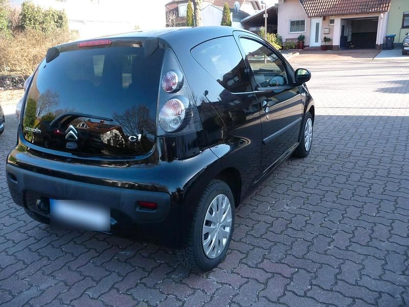 Gebraucht Citroën C1 SELECTION 68 PS (50 kW) 2013 Schwarz Kleinwagen