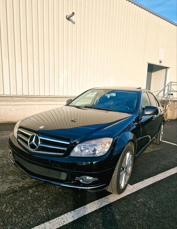 Gebraucht Mercedes C220 Avantgarde 170 PS (125 kW) 2008 Schwarz Limousine