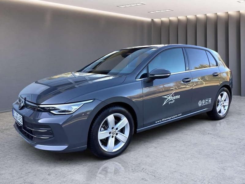Gebraucht VW Golf VIII Edition 150 PS (110 kW) 2024 Grau Limousine