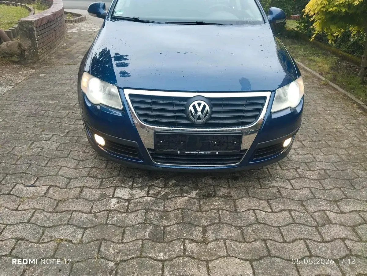 Używany VW Passat 110 KM (80 kW) 2009 Niebieski Sedan/Limuzyna