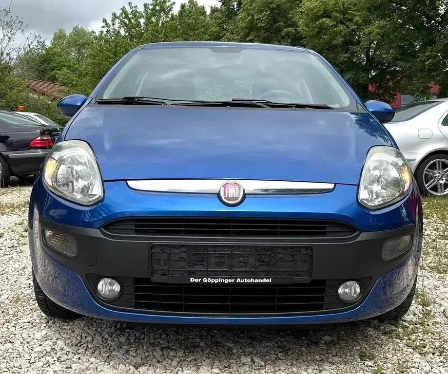 Gebraucht Fiat Punto Evo Dynamic 77 PS (56 kW) 2010 Blu bugatti/temerario/italia Kleinwagen