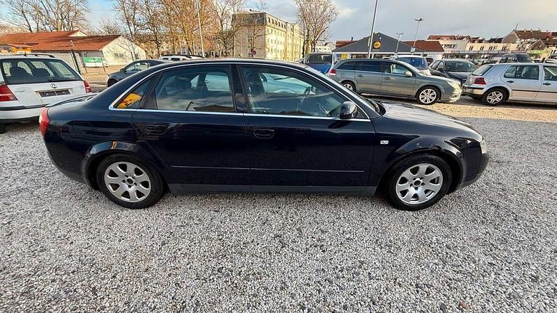 Usata Audi A4 131 CV (96 kW) 2001 Blu Berlina