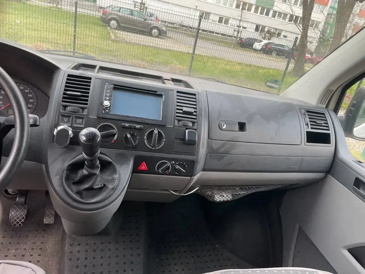 Gebraucht VW Caravelle 102 PS (75 kW) 2007 Weiß Van
