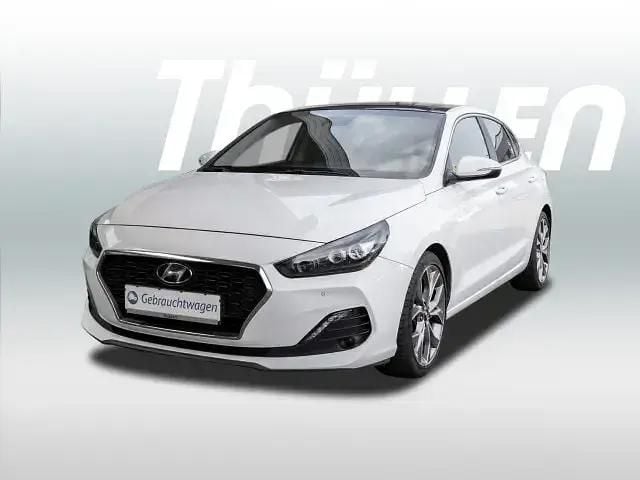 Weiß Gebraucht 2019 Hyundai i30 Premium Coupé | 17.950 € (Fairer Preis) - Bild 1/4