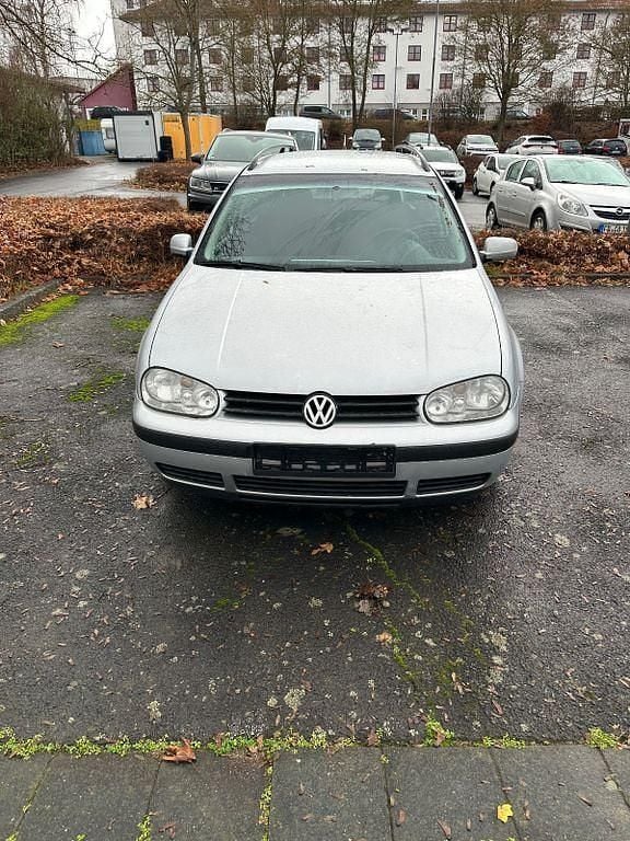 Grau Gebraucht 2004 VW Golf IV Ocean Kombi | 1.600 € (Fairer Preis) - Bild 1/4