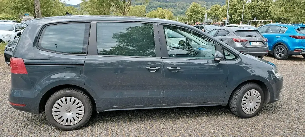 Gebraucht VW Sharan 140 PS (102 kW) 2014 Grau Van / Kleinbus