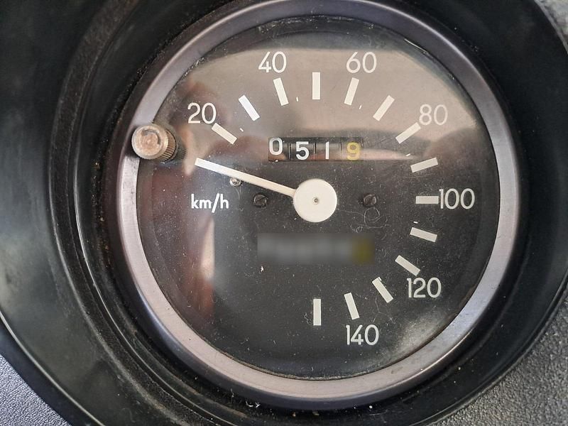 Weiß Gebraucht 1981 Wartburg 353 Kombi | 9.500 € - Bild 1/4