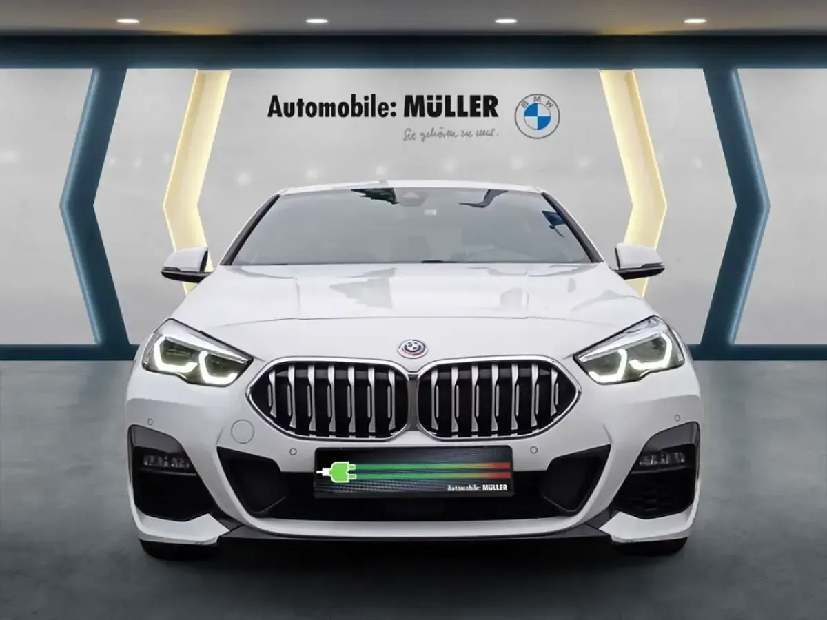 Gebraucht BMW 220 Gran Coupé M Sport 178 PS (130 kW) 2022 Alpinweiss iii Coupé
