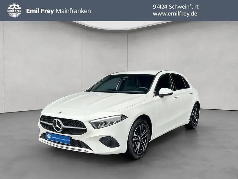 Polarweiß Gebraucht 2024 Mercedes A250 Progressive Limousine | 29.250 € (Guter Preis) - Bild 1/4