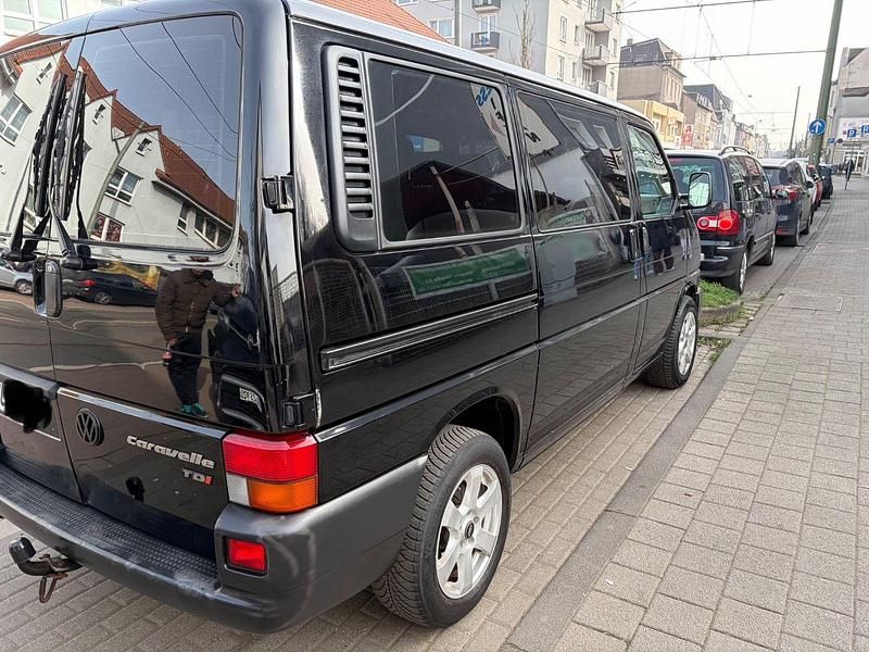 Gebraucht VW T4 151 PS (111 kW) 1999 Schwarz Van
