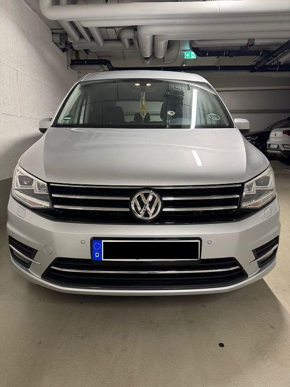 Gebraucht VW Caddy Highline 150 PS (110 kW) 2019 Silber Van / Kleinbus