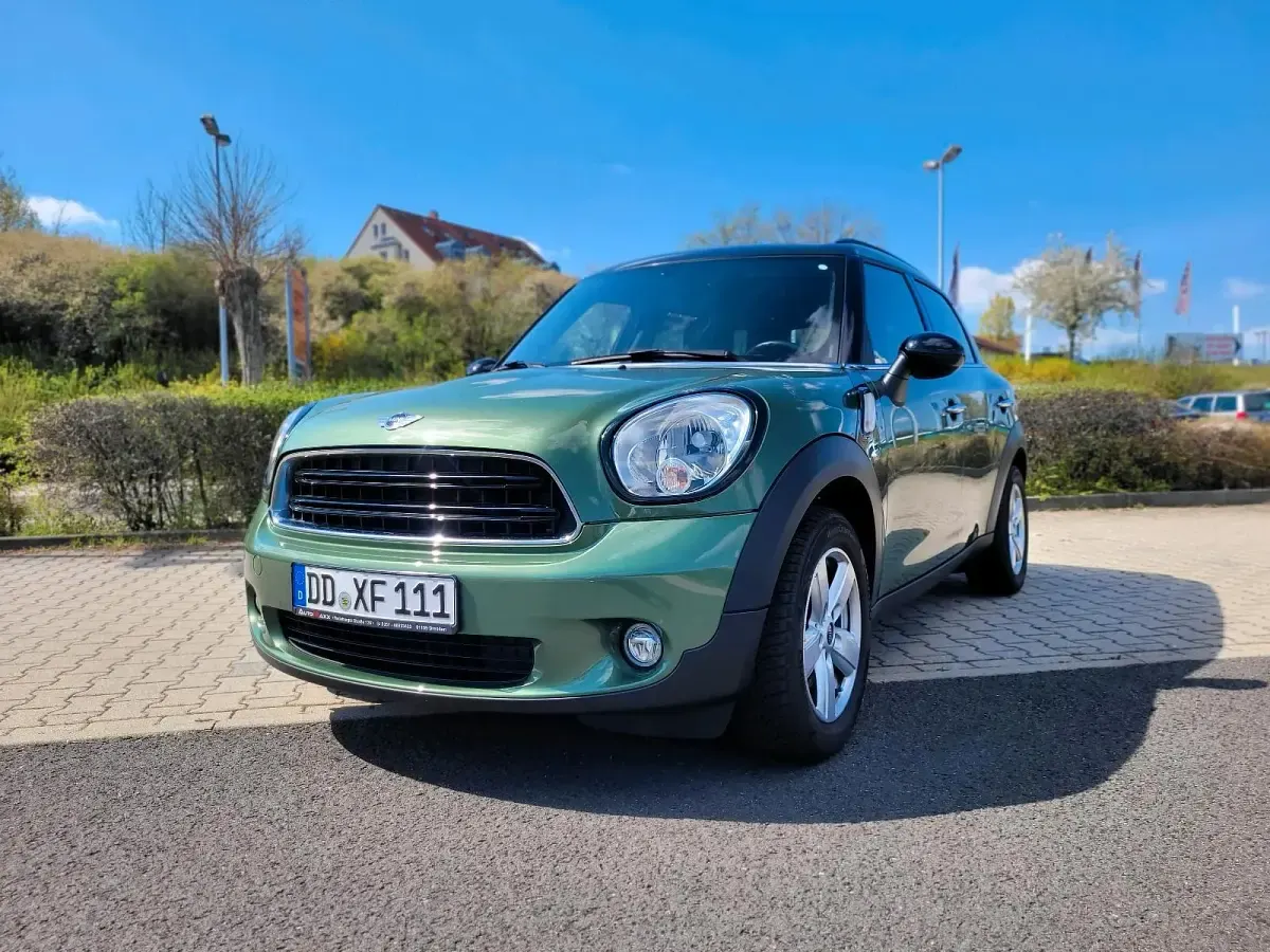 Gebraucht Mini Cooper 95 PS (69 kW) 2015 Grün Kleinwagen