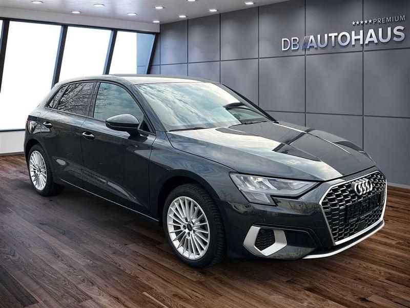 Second-hand Audi A3 Advanced Plus 110 CP (80 kW) 2023 Gri Berlinǎ