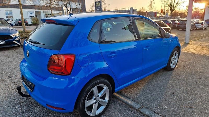 Gebraucht VW Polo Comfortline 90 PS (66 kW) 2014 Blau Kleinwagen