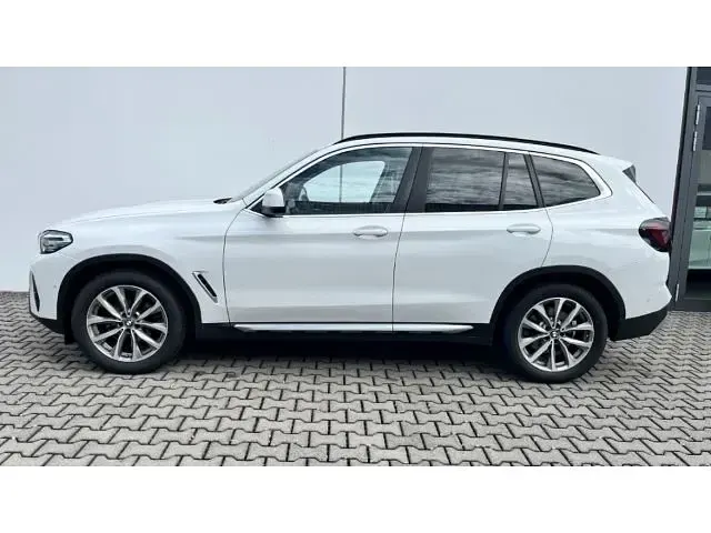 Gebraucht BMW X3 Sport Line 190 PS (139 kW) 2023 Weiss SUV