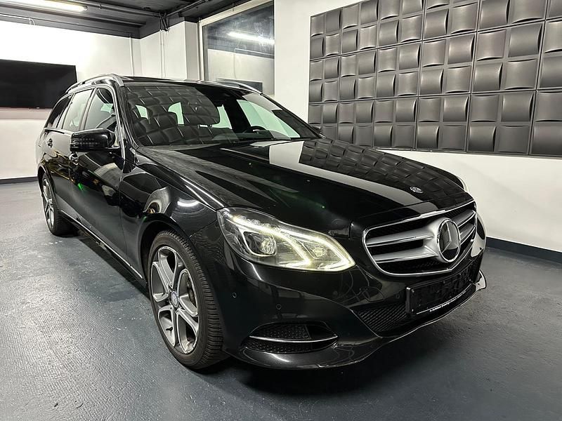 Usata Mercedes E250 204 CV (150 kW) 2012 Nero Station wagon