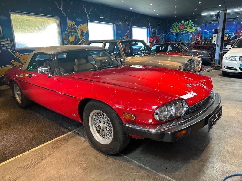 Rot Gebraucht 1987 Jaguar XJS Cabrio | 10.000 € - Bild 1/4