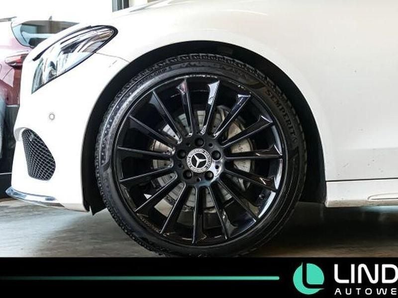 Gebraucht Mercedes C220 AMG 170 PS (125 kW) 2017 Polarweiss  unilack Kombi